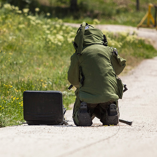 portable x-ray applications for EOD