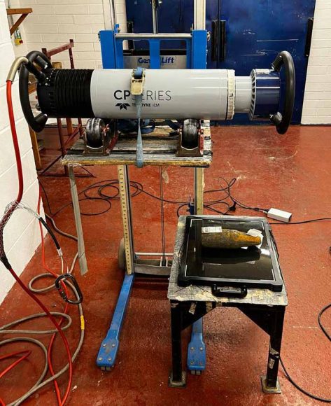 Inspection of a mortar shell with our CP300DS and our Go-Scan 4335